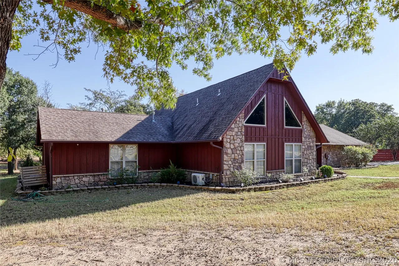 Photo 5 — 181 Hummingbird, Eufaula, OK 74432