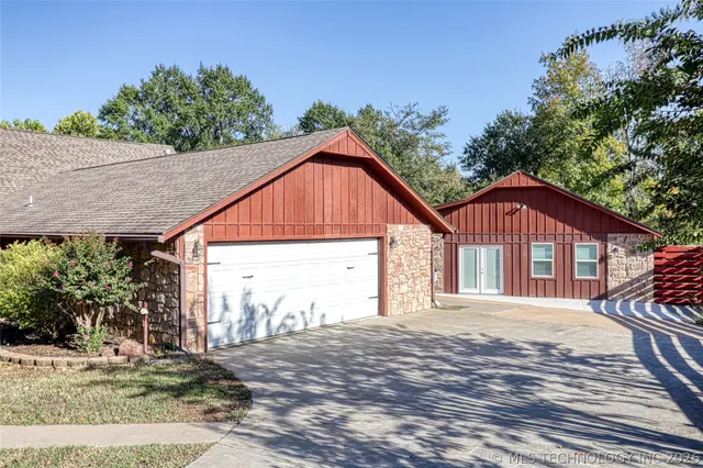 Photo 6 — 181 Hummingbird, Eufaula, OK 74432