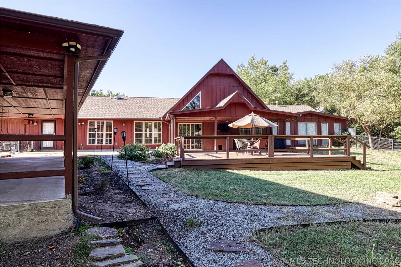 Photo 8 — 181 Hummingbird, Eufaula, OK 74432