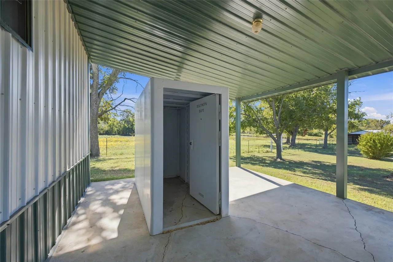 Photo 25 — 13276 S 4329 Road, Chouteau, OK 74337