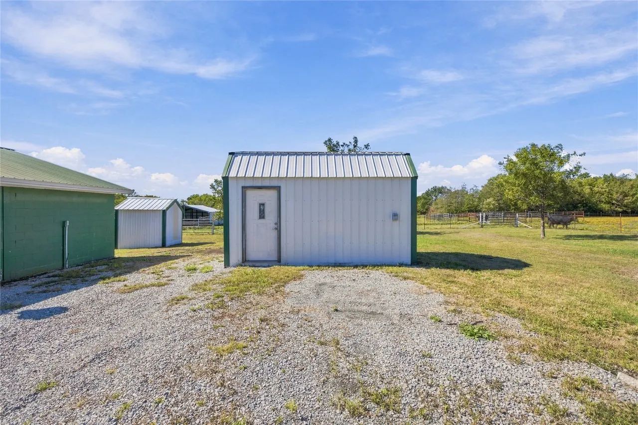Photo 33 — 13276 S 4329 Road, Chouteau, OK 74337