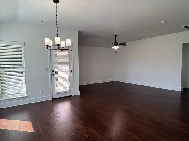 Photo 3 — 10314 S 20th Place E, Jenks, OK 74037