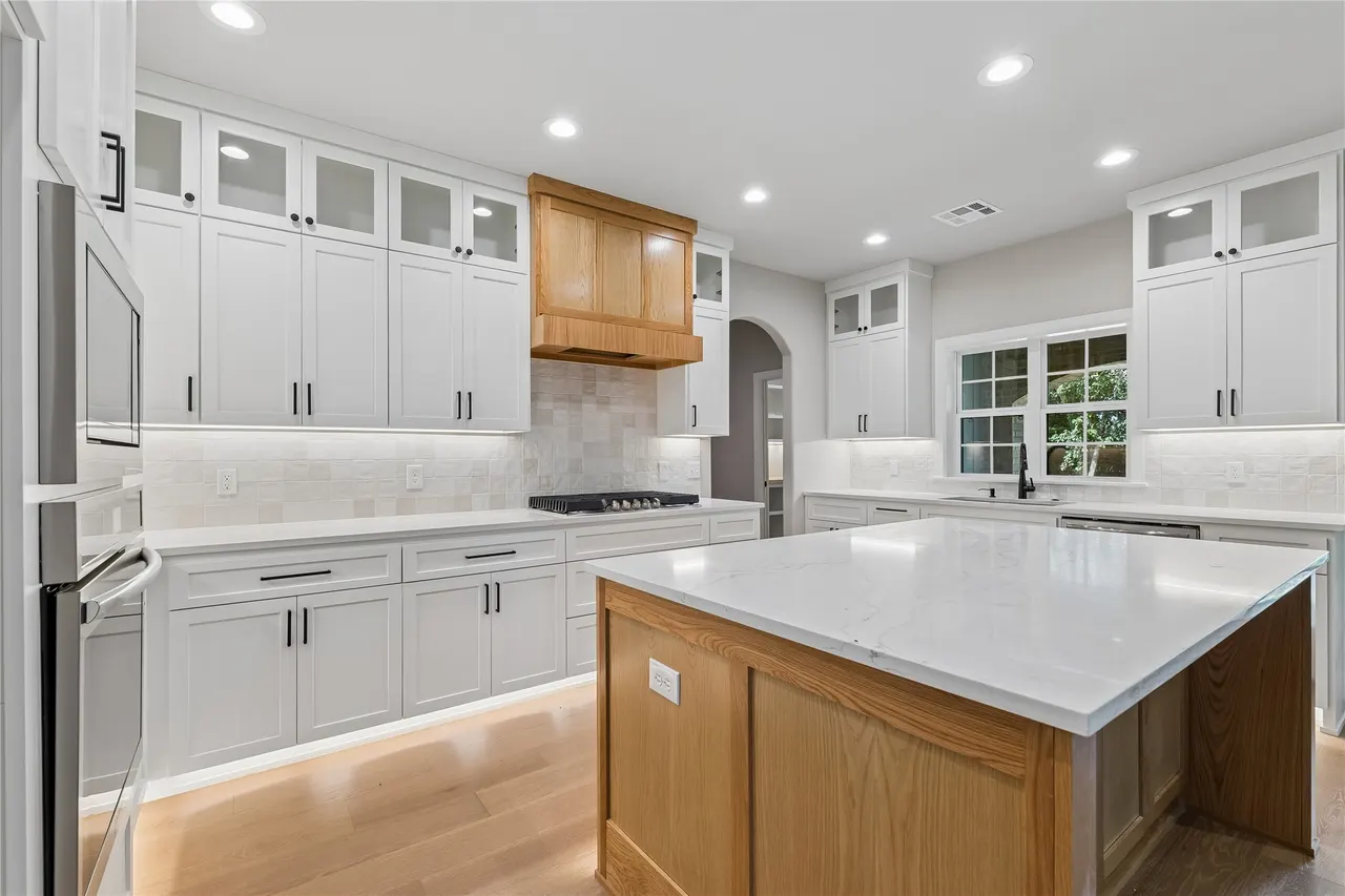 Photo 19 — 810 N Cedar Avenue, Broken Arrow, OK 74012