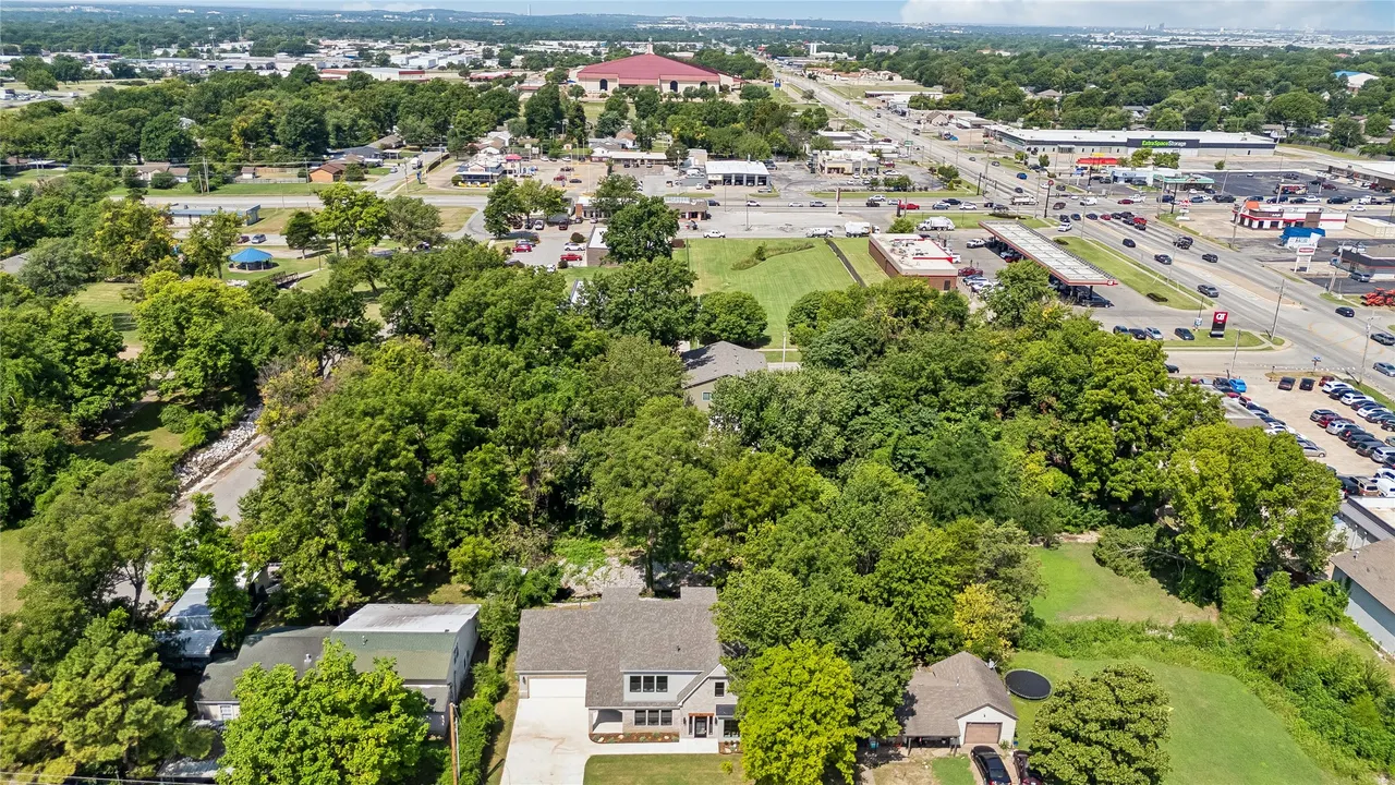 Photo 49 — 810 N Cedar Avenue, Broken Arrow, OK 74012