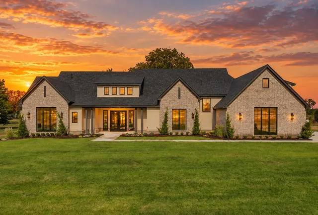 Front exterior — 21881 E 138th Street, Broken Arrow, OK 74014