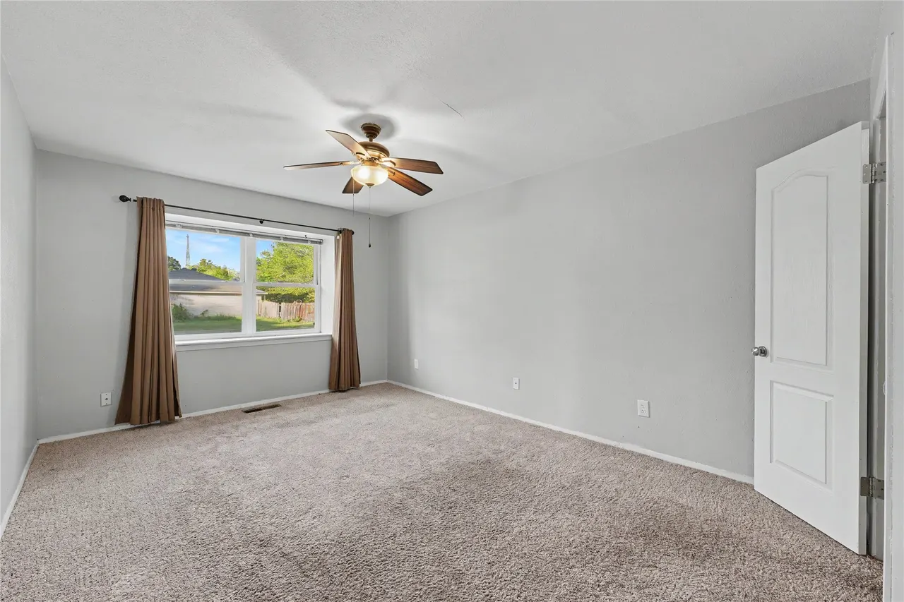 Photo 5 — 10904 E 26th Street, Tulsa, OK 74129