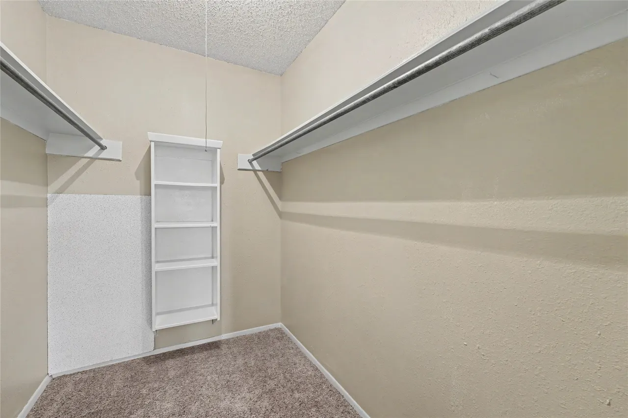 Photo 7 — 10904 E 26th Street, Tulsa, OK 74129