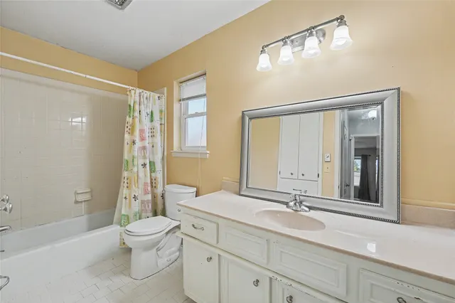 Photo 8 — 10904 E 26th Street, Tulsa, OK 74129