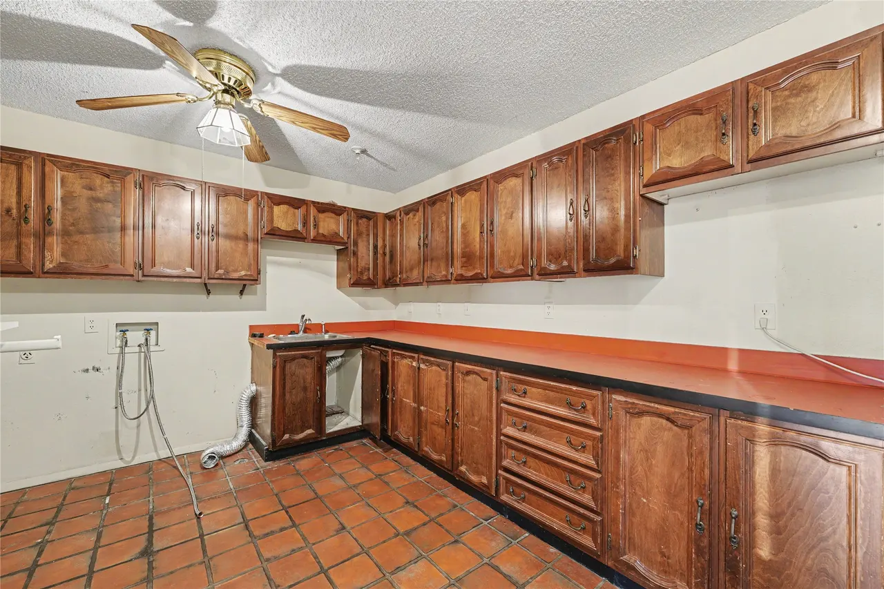 Photo 12 — 10904 E 26th Street, Tulsa, OK 74129