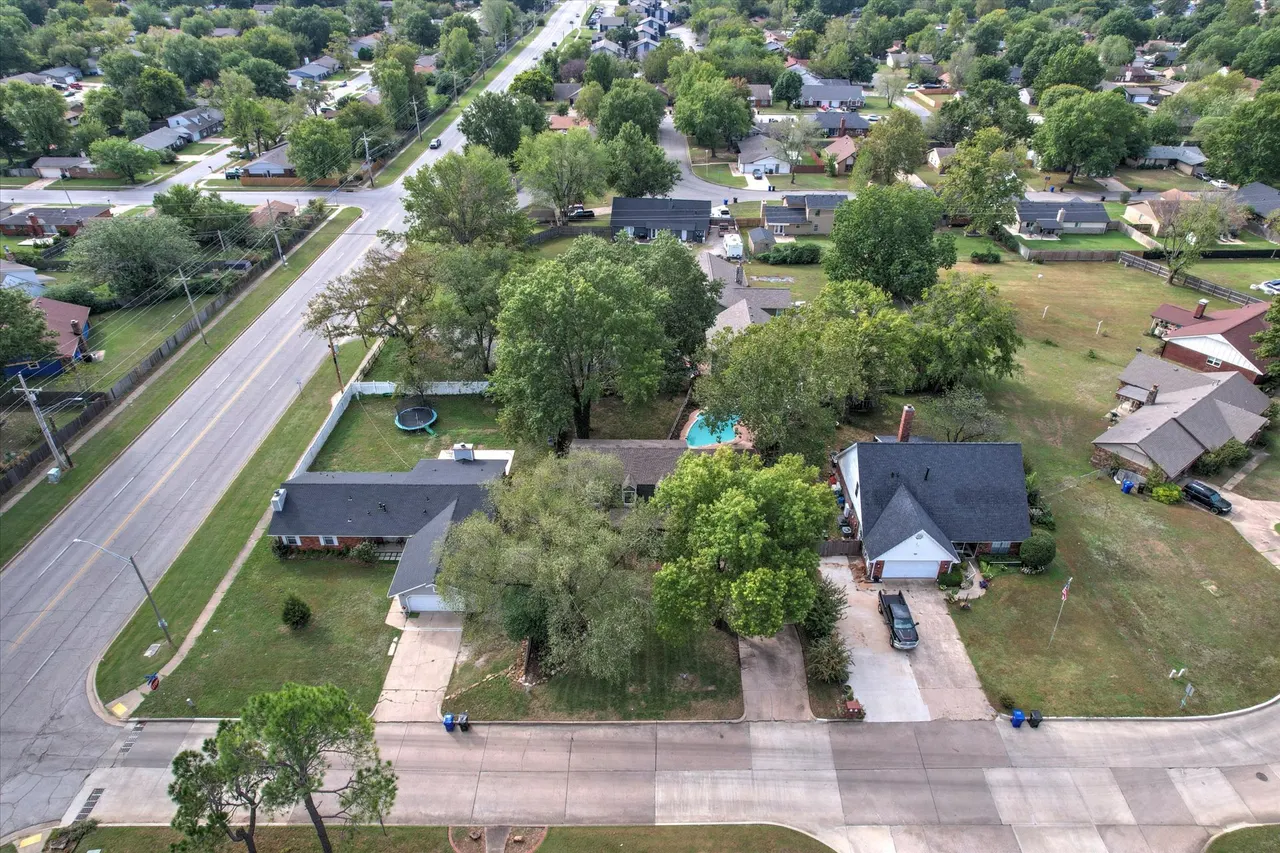 Photo 46 — 707 W Utica Street, Broken Arrow, OK 74011