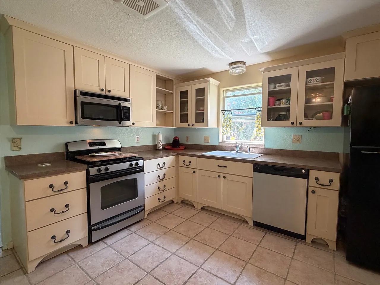 Photo 11 — 301 E Ada Street, Wilburton, OK 74578