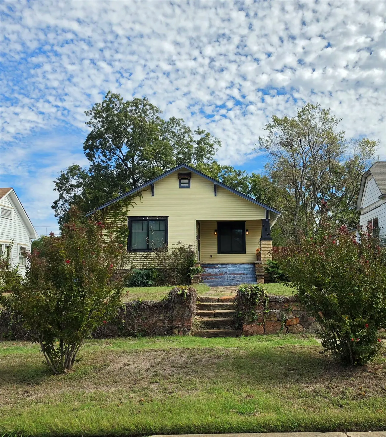Front exterior — 415 S Oak Street, Sapulpa, OK 74066