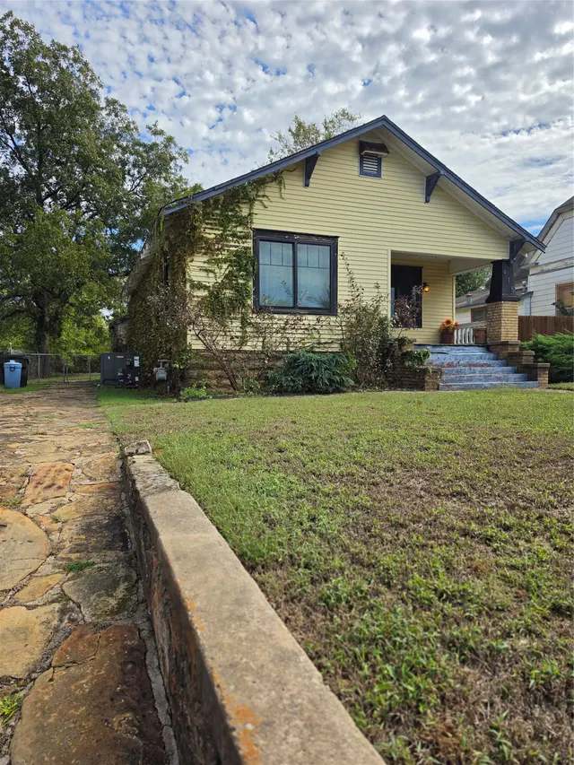 Photo 4 — 415 S Oak Street, Sapulpa, OK 74066