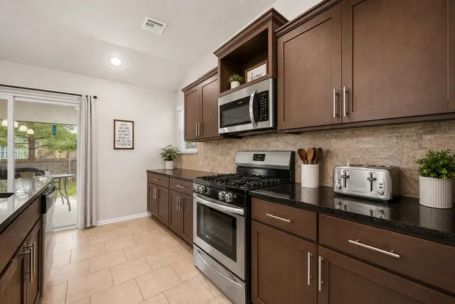 Photo 6 — 3734 E 144th Street S, Bixby, OK 74008