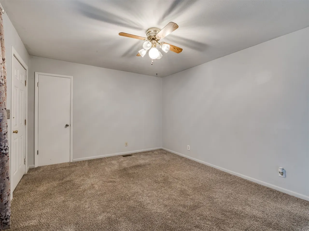 Photo 7 — 1033 N Birch Avenue, Sand Springs, OK 74063
