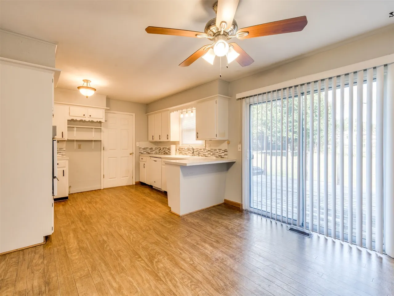 Photo 9 — 1033 N Birch Avenue, Sand Springs, OK 74063