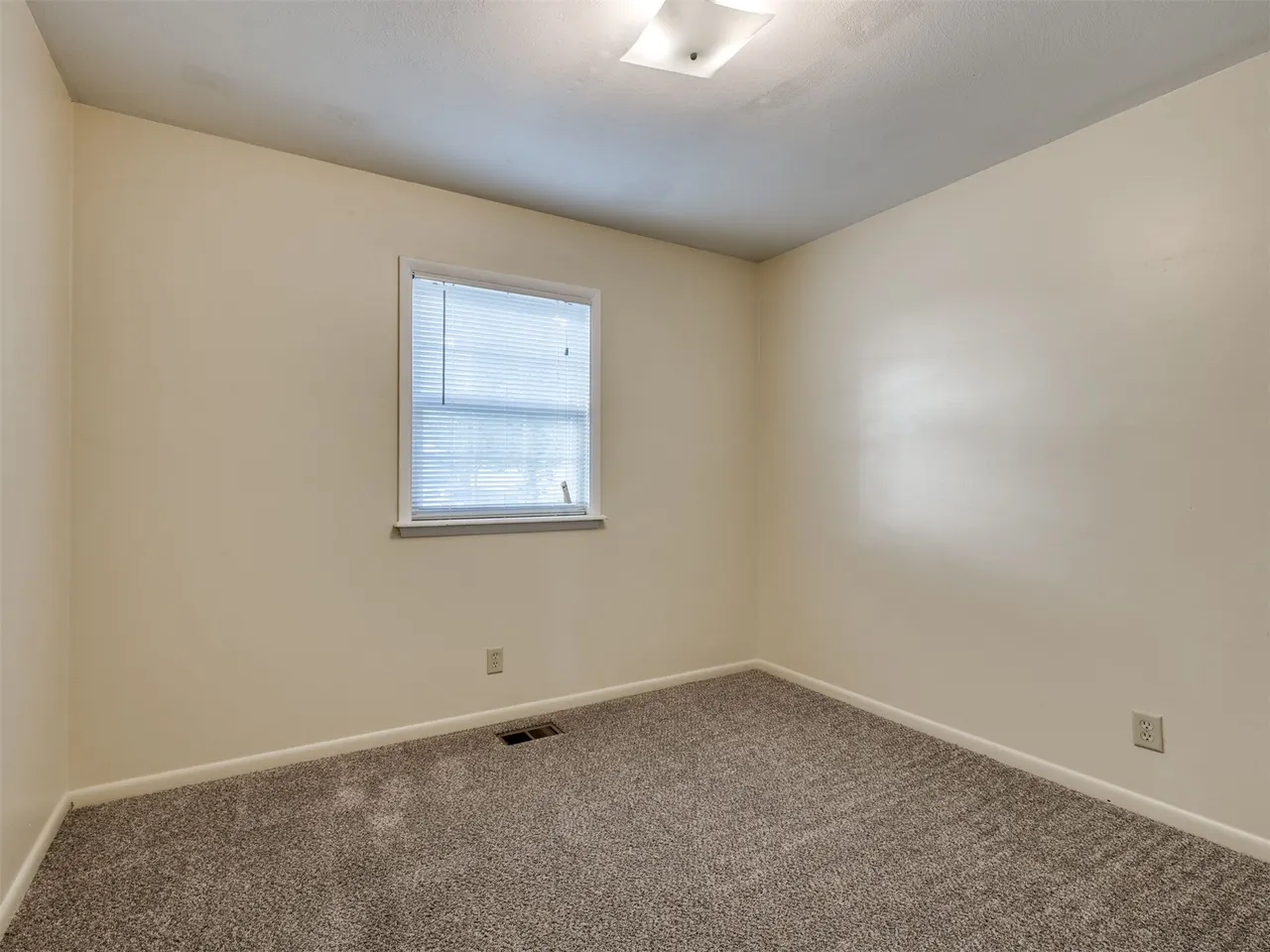 Photo 25 — 1033 N Birch Avenue, Sand Springs, OK 74063