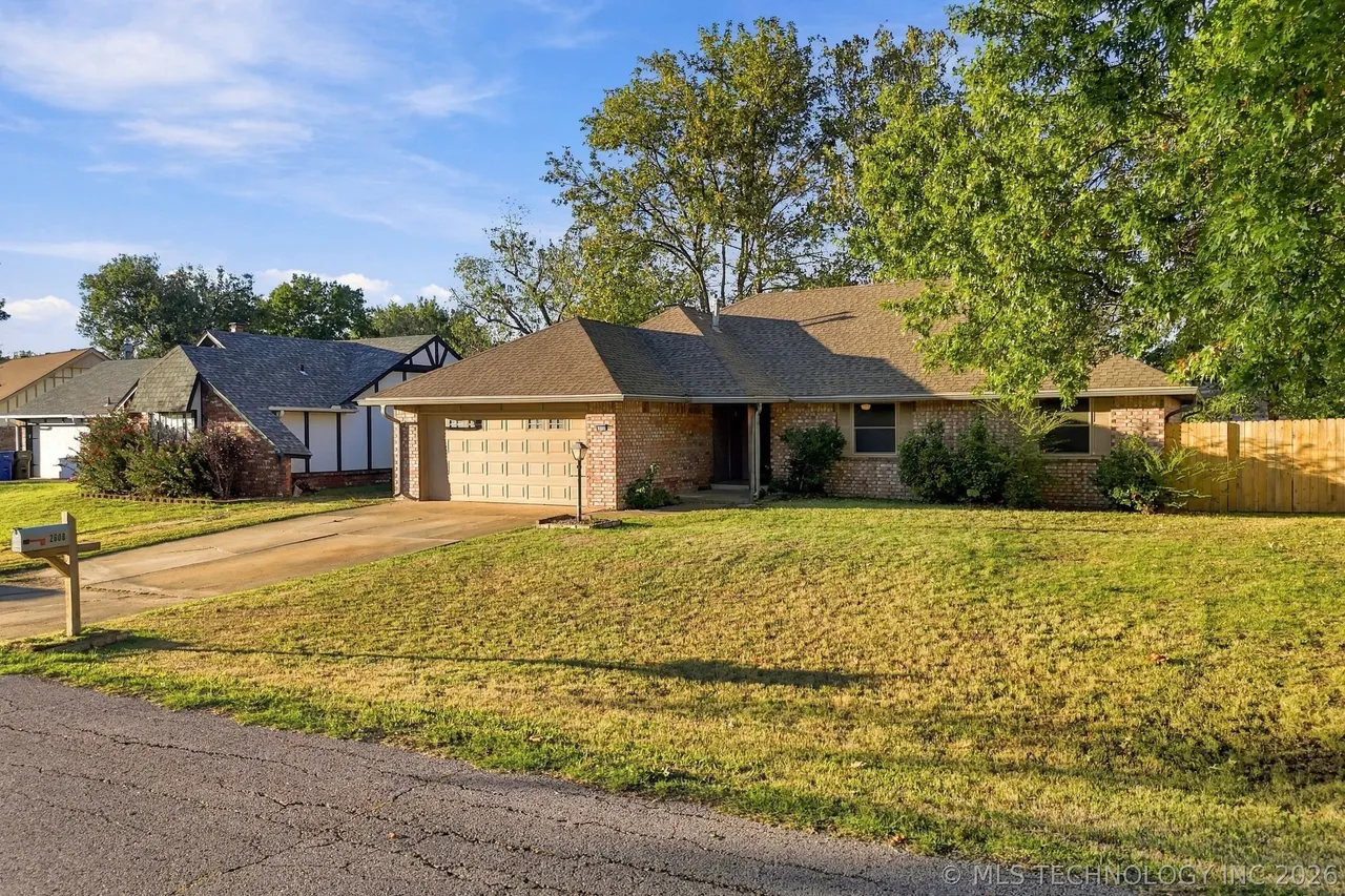 Photo 2 — 2608 Detroit Street, Broken Arrow, OK 74012