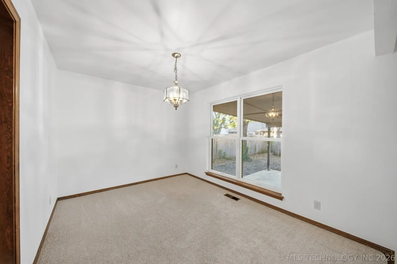 Photo 7 — 2608 Detroit Street, Broken Arrow, OK 74012