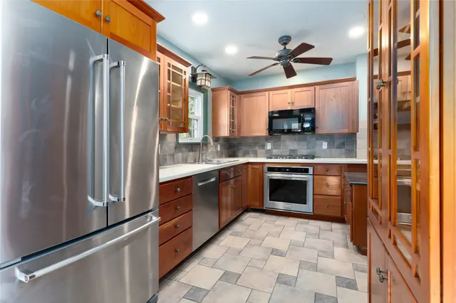 Photo 7 — 1604 S Lewis Place, Tulsa, OK 74104