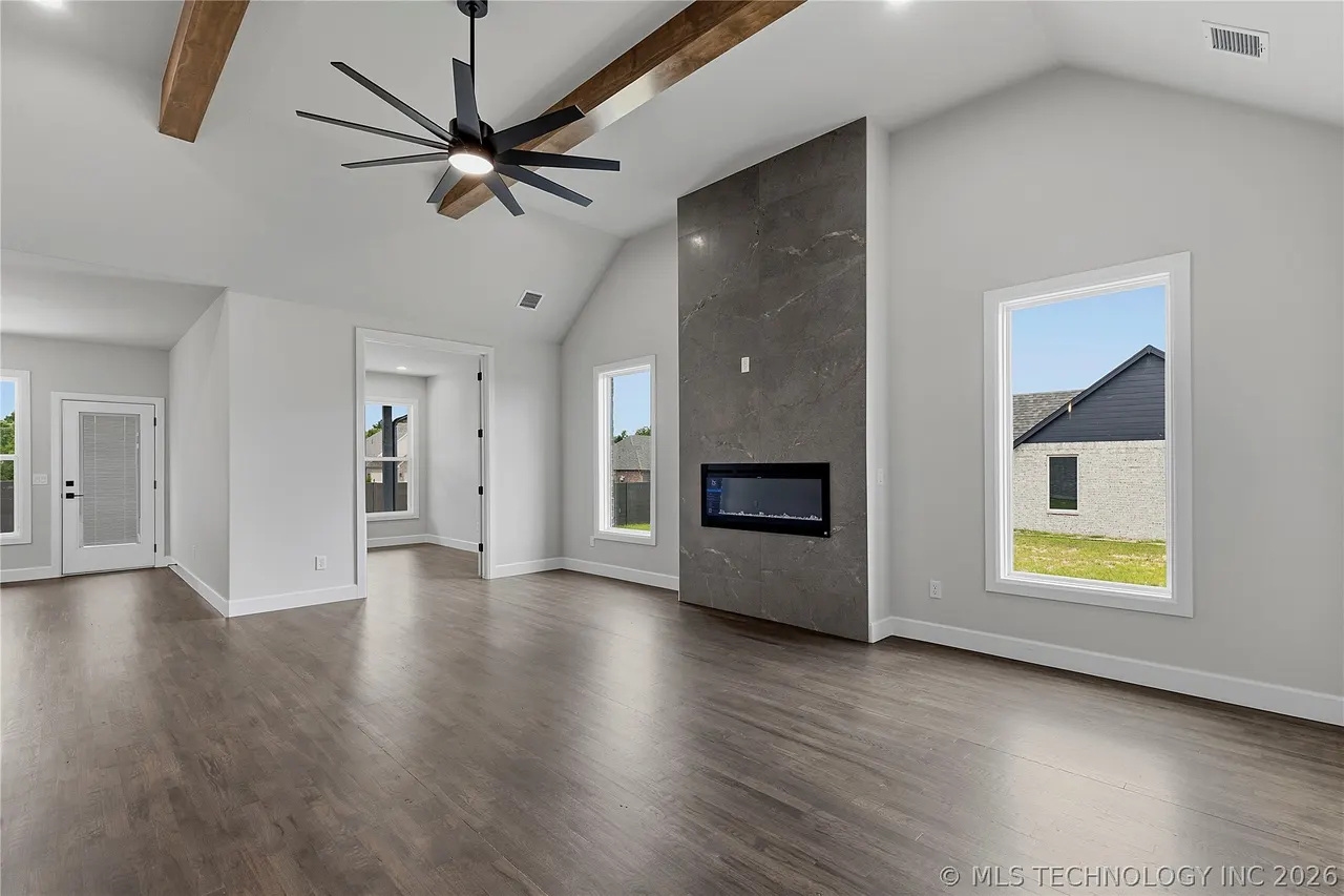 Photo 9 — 3709 W Laredo Street, Broken Arrow, OK 74012