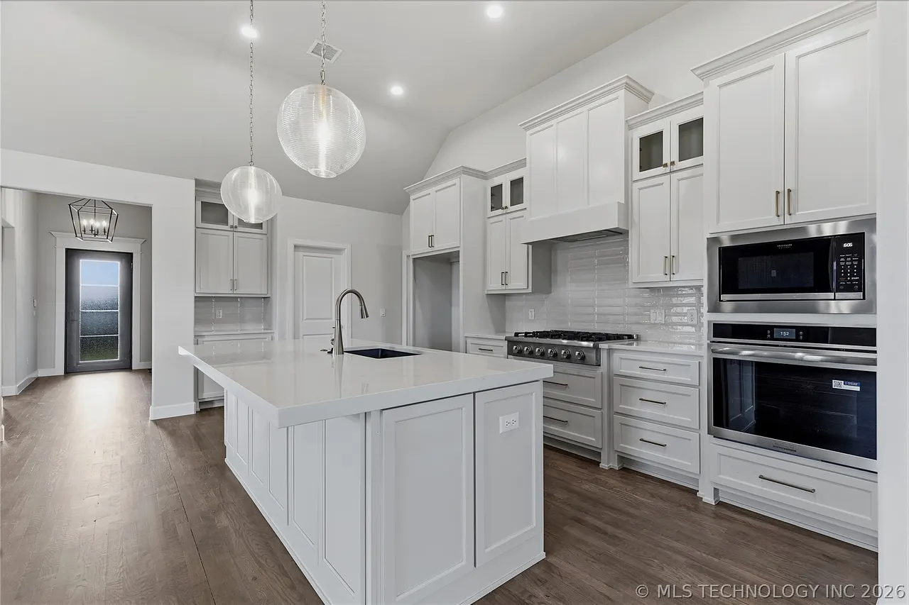 Photo 16 — 3709 W Laredo Street, Broken Arrow, OK 74012