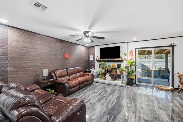 Photo 4 — 823 Belmont Street, Muskogee, OK 74403