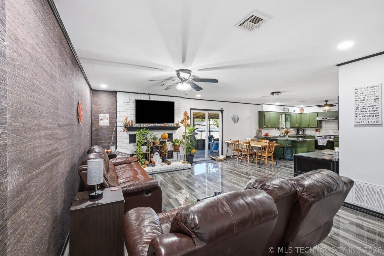 Photo 6 — 823 Belmont Street, Muskogee, OK 74403