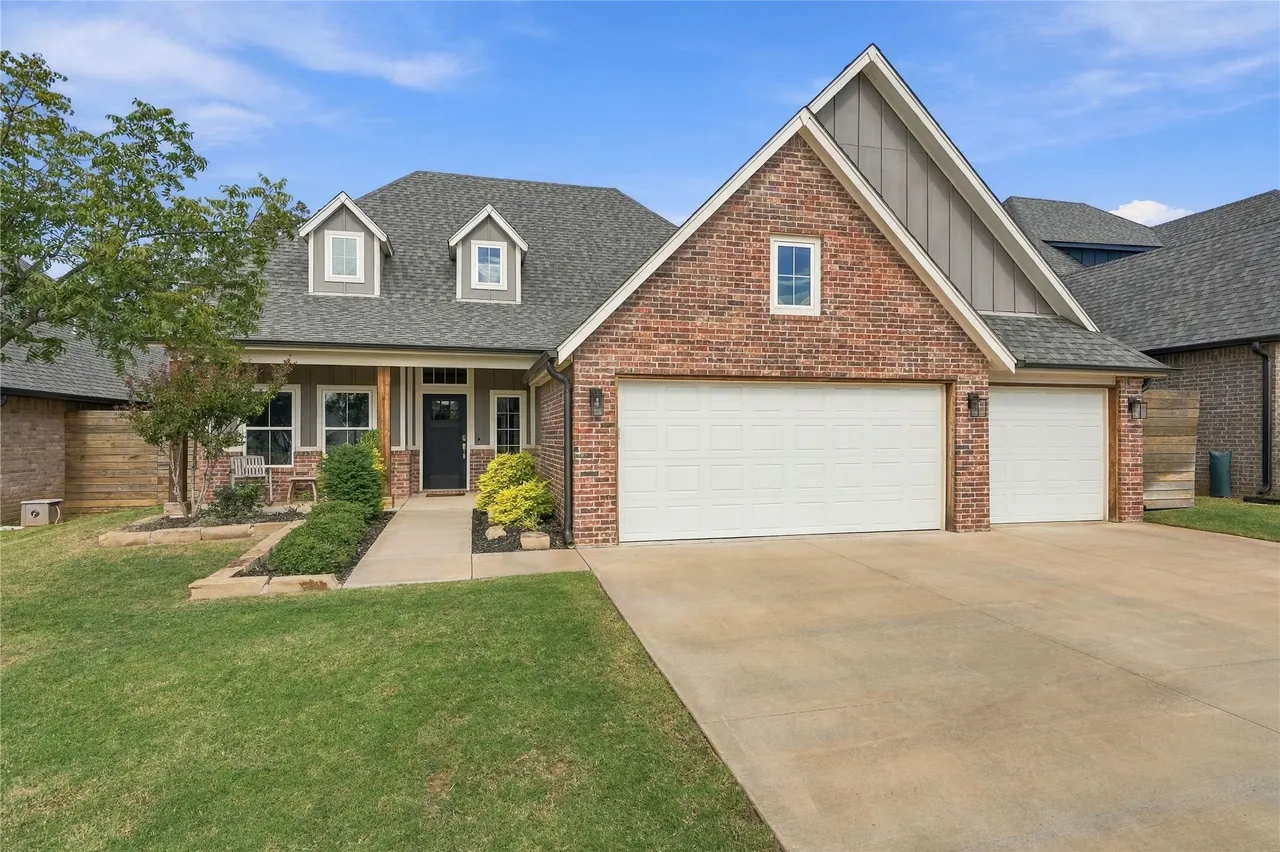 Front exterior — 609 E 125th Place S, Jenks, OK 74037