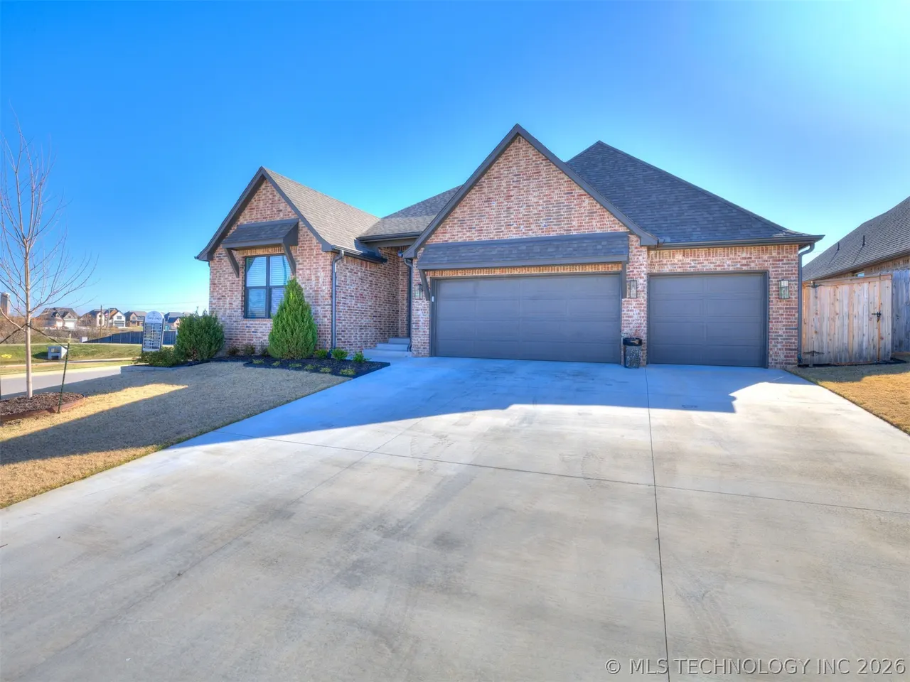 Front exterior — 13605 S 21st Place E, Bixby, OK 74008