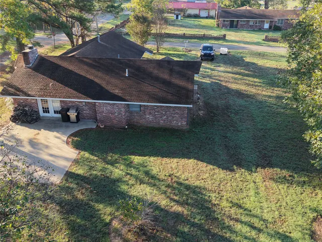 Photo 2 — 605 del norte, Wister, OK 74966