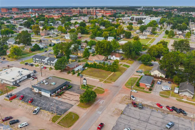 Photo 8 — 424 S Husband Street, Stillwater, OK 74074