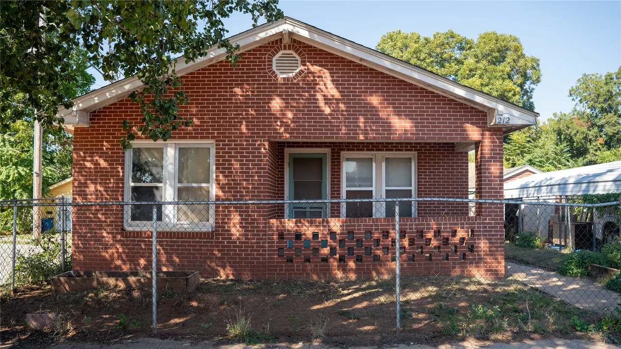 Photo 2 — 424 S Husband Street, Stillwater, OK 74074
