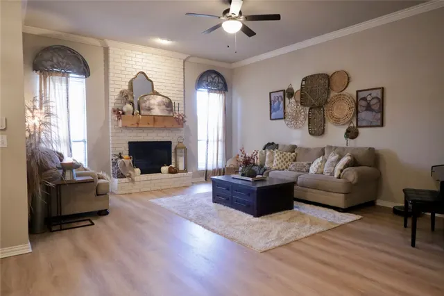 Photo 2 — 1307 Castle Creek Street, Shawnee, OK 74804