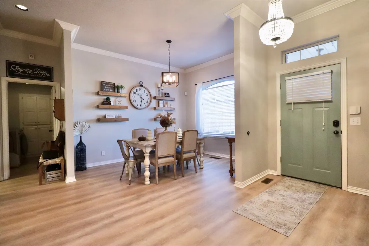 Photo 9 — 1307 Castle Creek Street, Shawnee, OK 74804