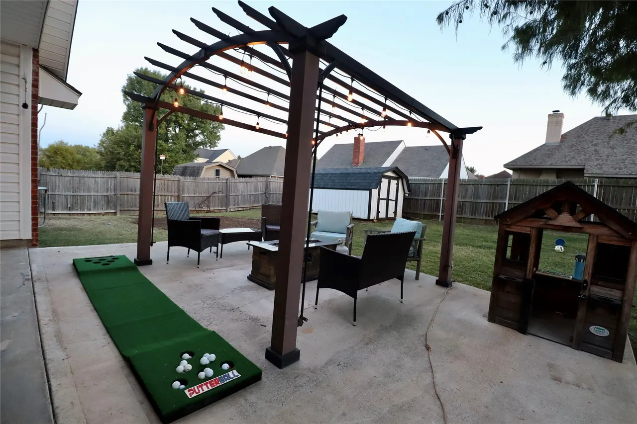 Photo 54 — 1307 Castle Creek Street, Shawnee, OK 74804