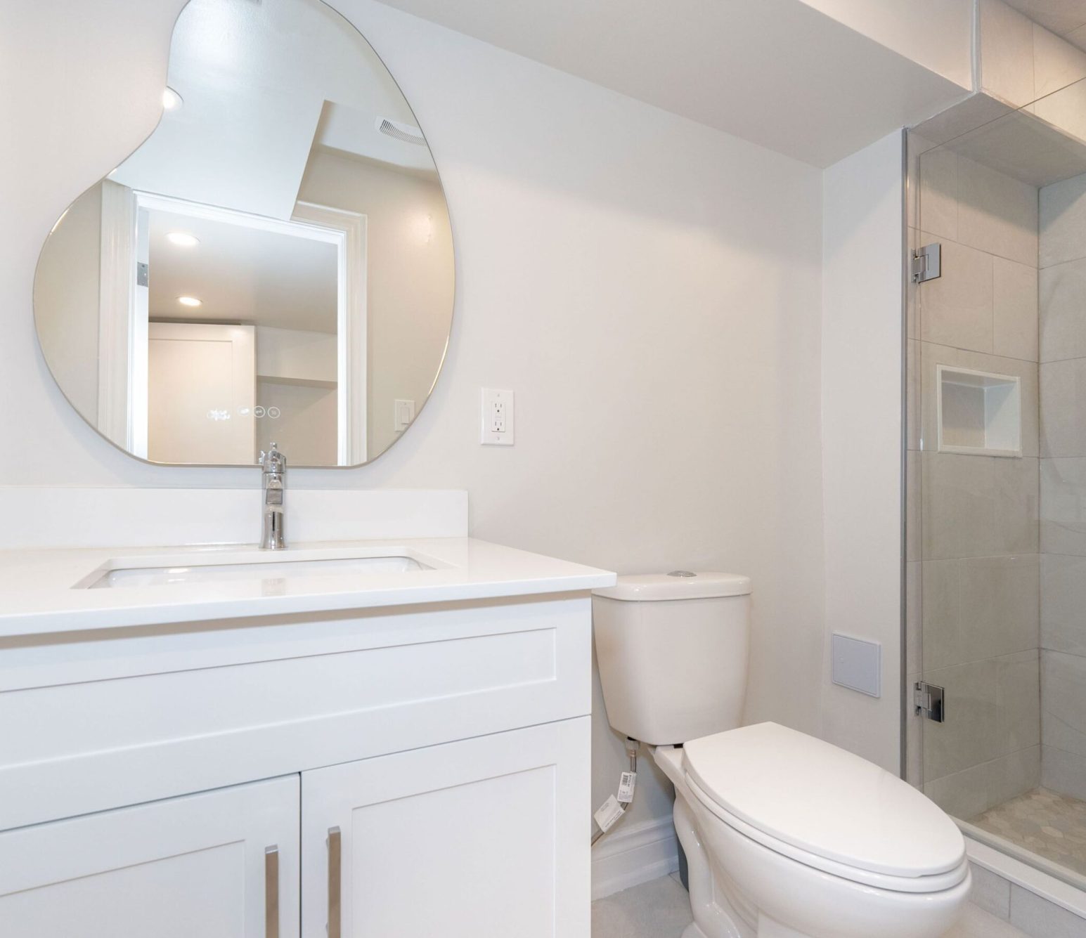 33 Baymark Road detail 33