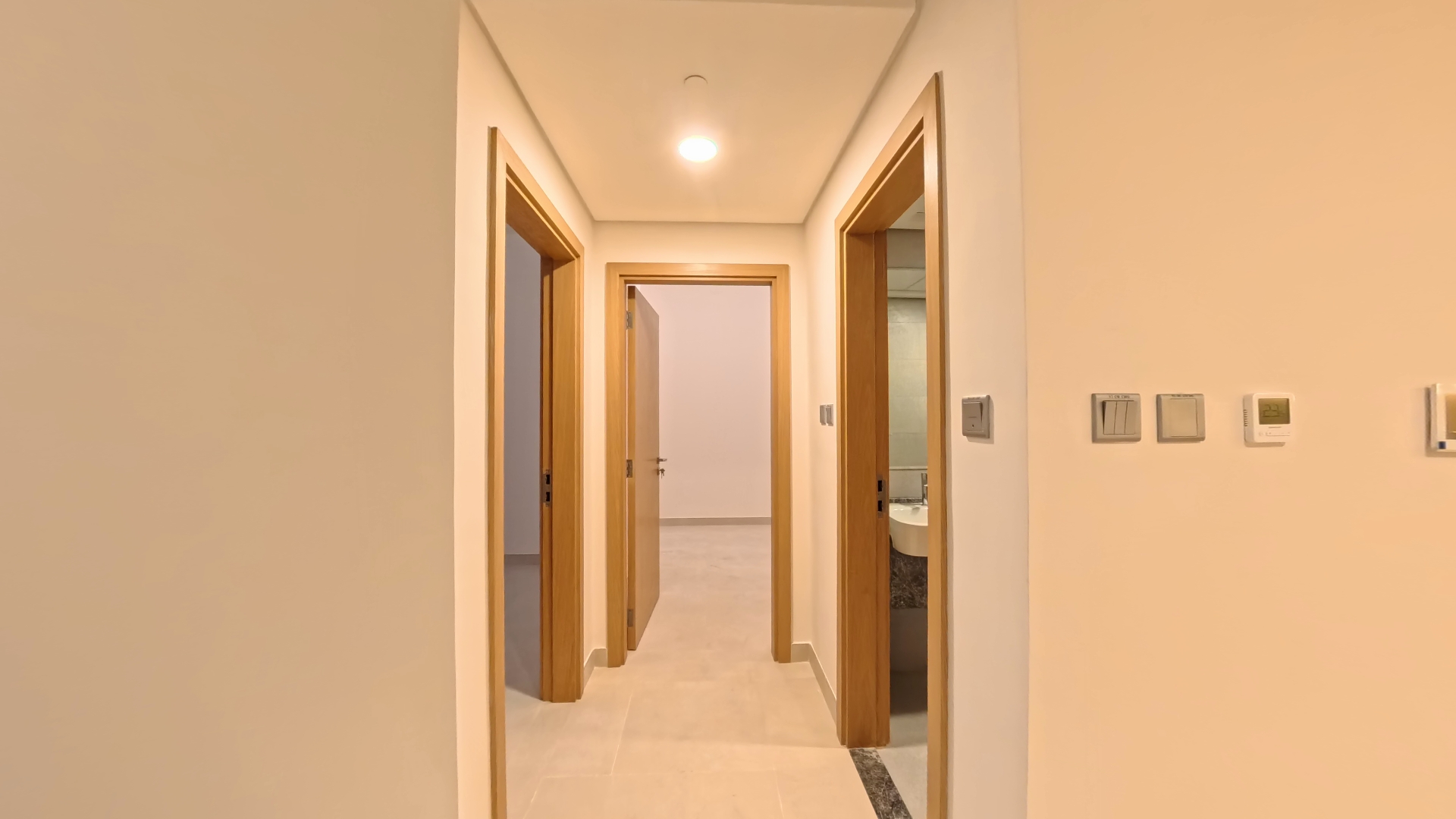 Reem Island 3 Bedroom Apartment - Gallery Image 7