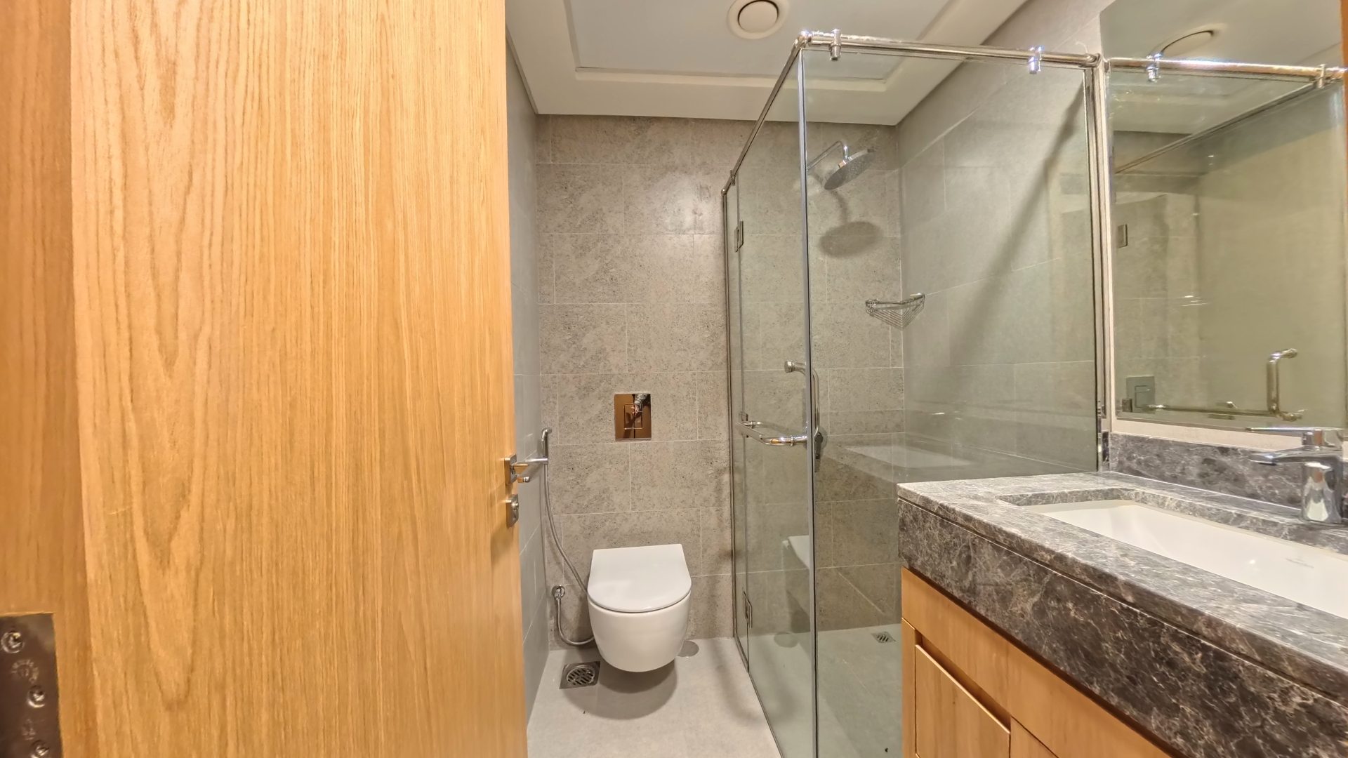 Reem Island 3 Bedroom Apartment - Gallery Image 10