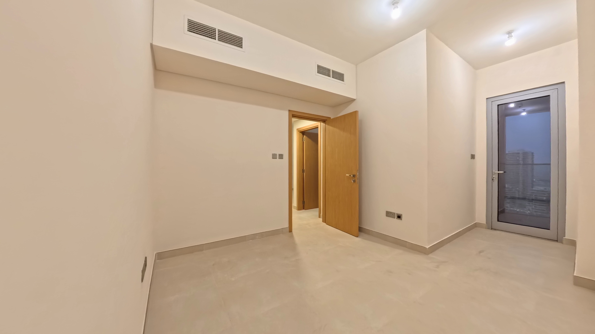 Reem Island 3 Bedroom Apartment - Gallery Image 15
