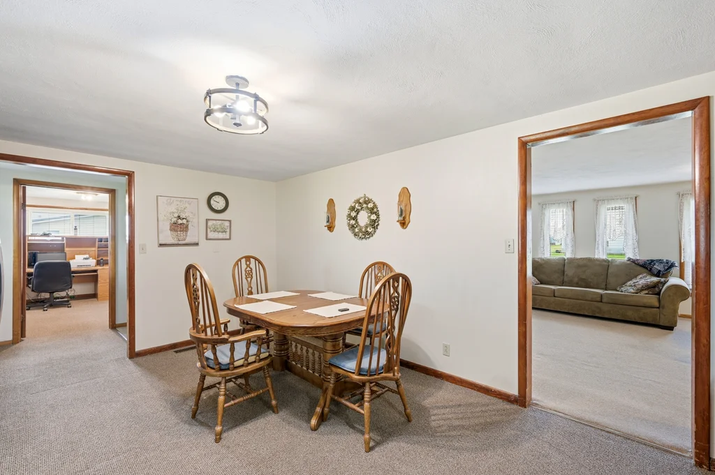 1200 W Perkins ST-10