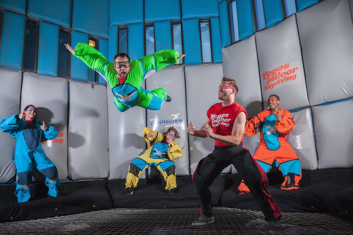 Vegas Indoor Skydiving image