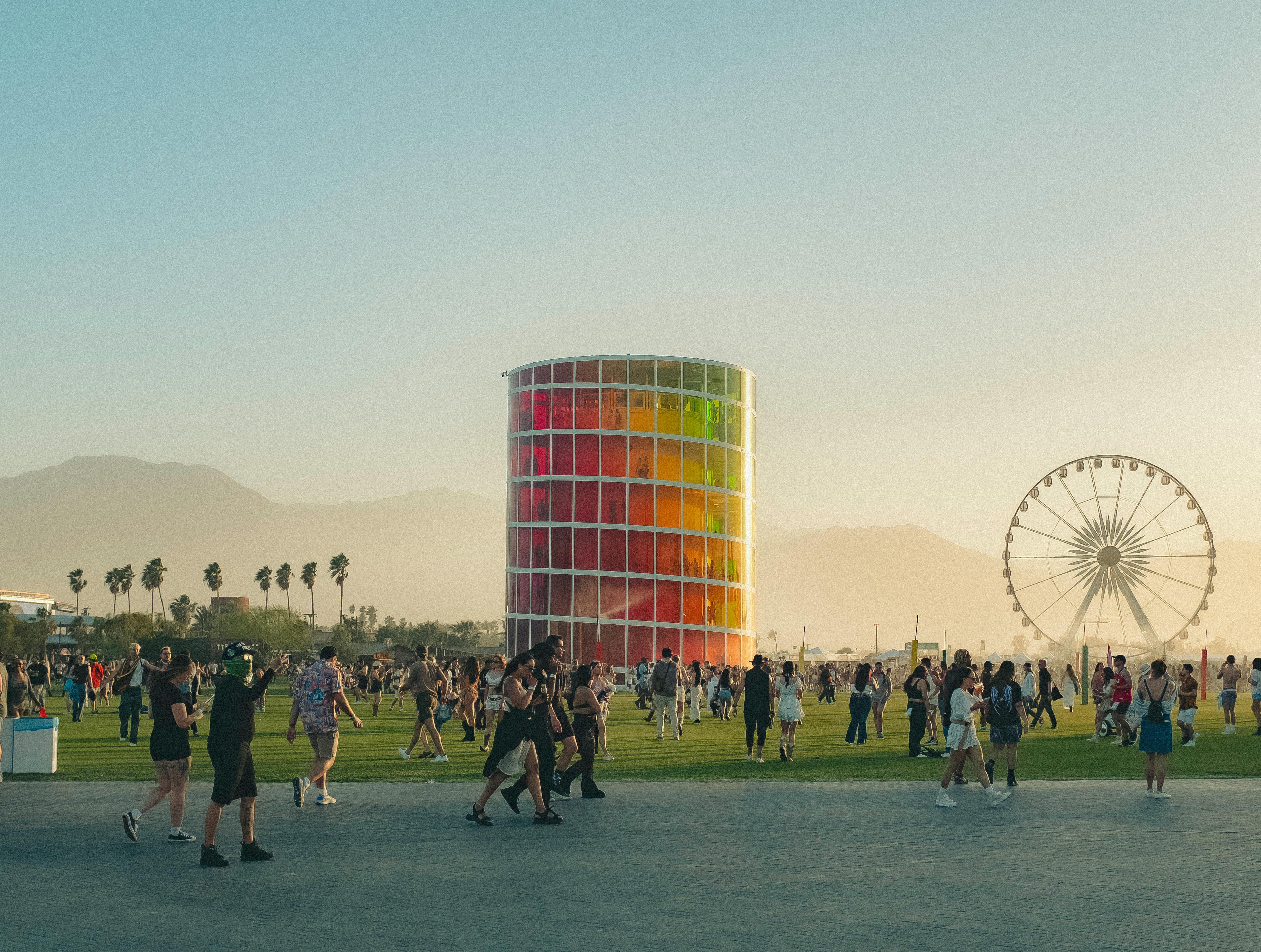 people-at-coachella-music-festival-in-usa