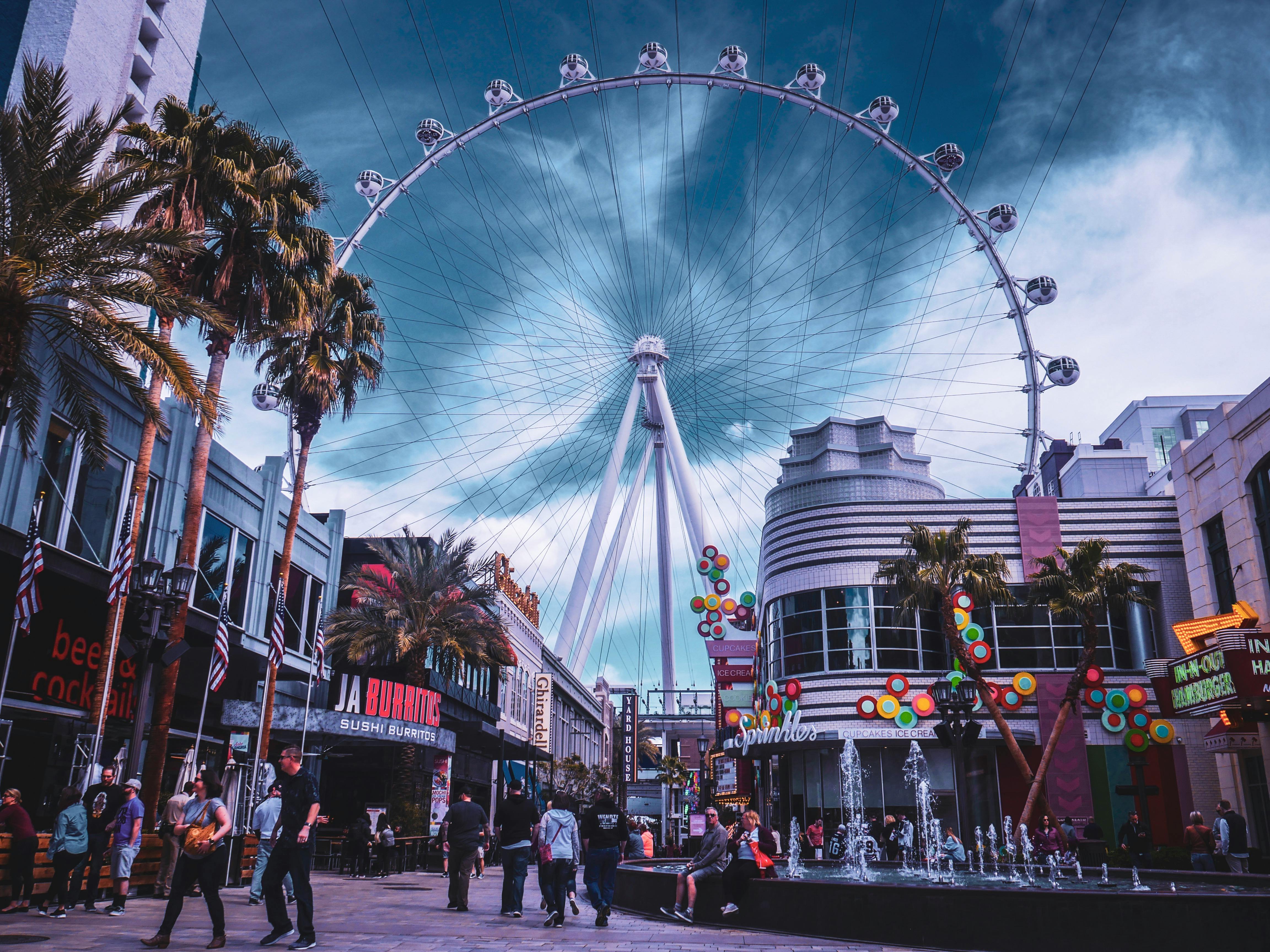 what all can be explored with tha las vegas pass