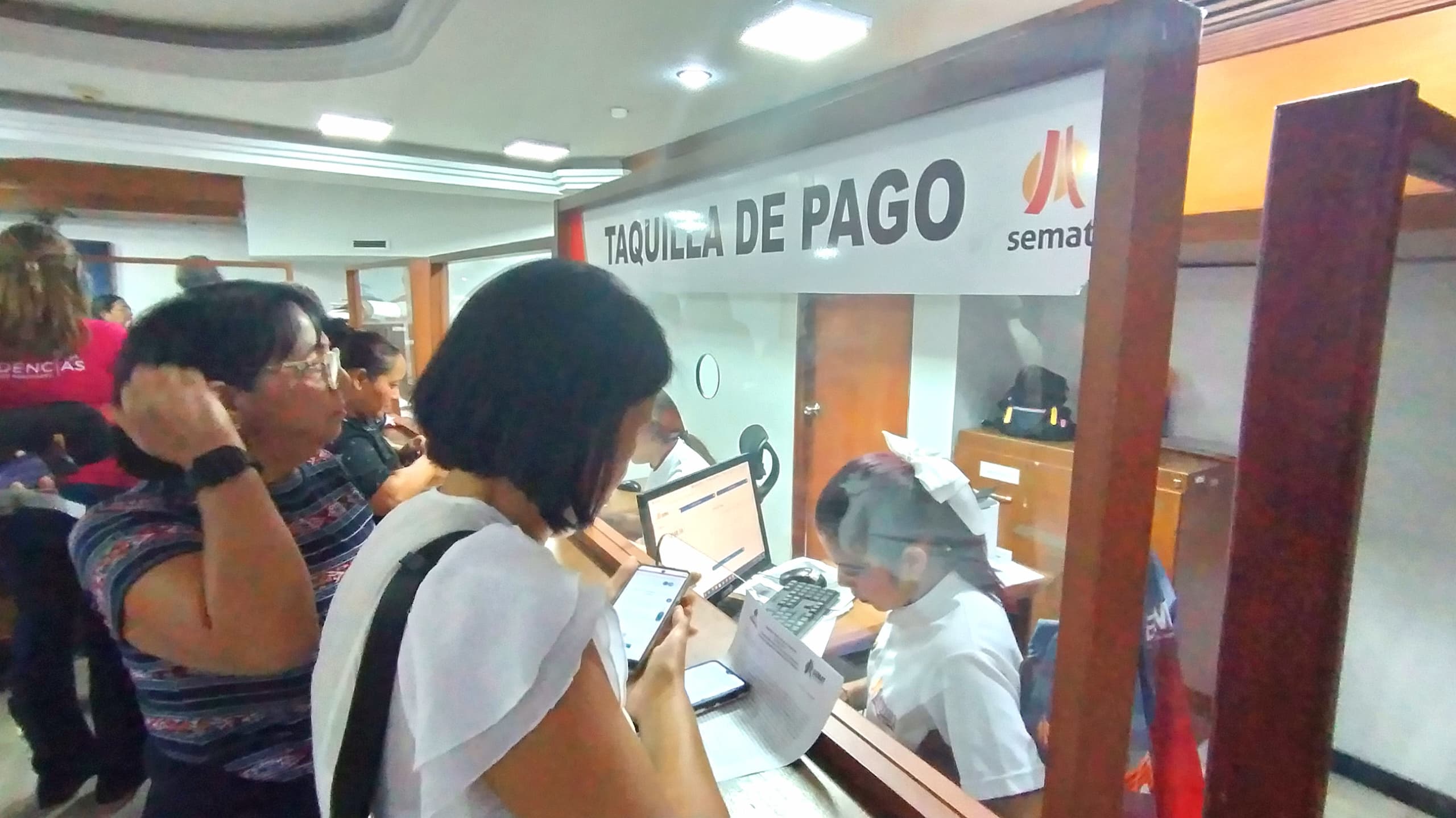 1393 firmas comerciales de expendios de licores están al día con el SEMAT