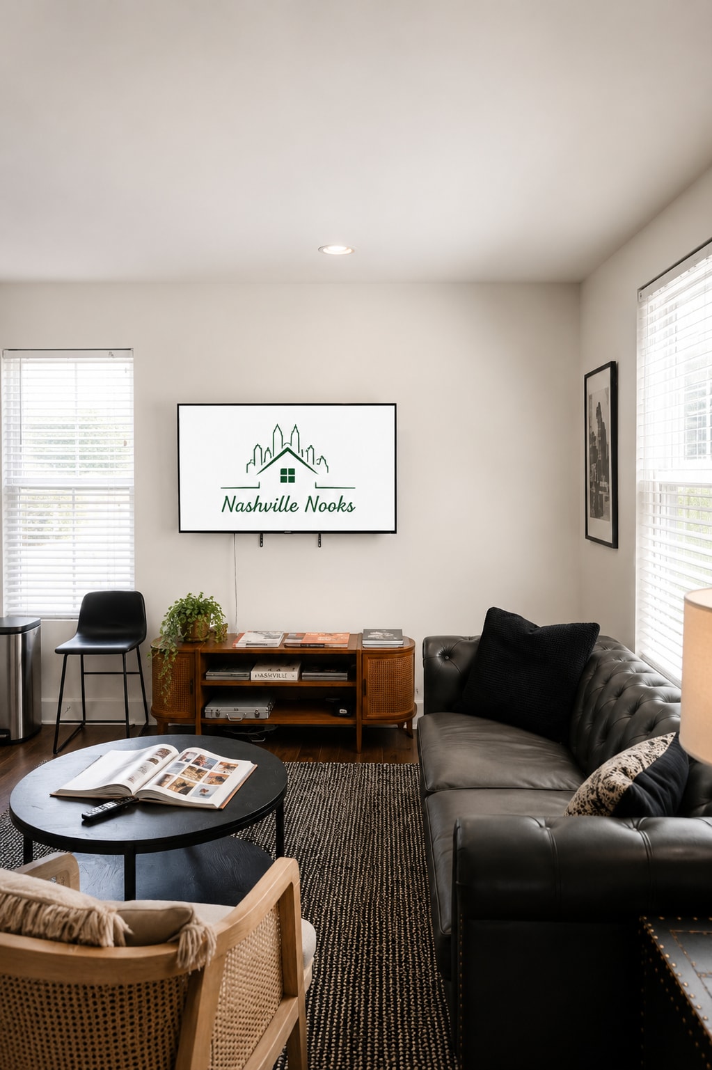 Sleeps 10 Near Broadway | Hart Suites Unit #10