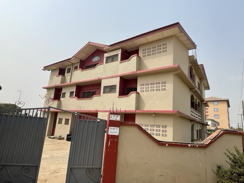BO Executive Hostel — photo 1