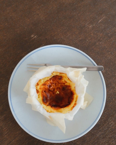 카페 할인 이벤트 - 맥파이앤타이거 성수티룸 - 7월, 플레인 바스크 치즈케이크 (10% OFF)
