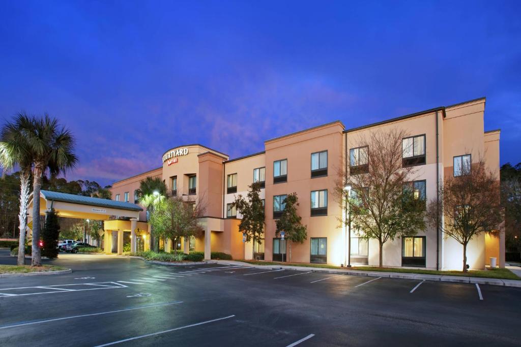 Courtyard by Marriott in St. Augustine I-95 Enhances Guest Experience with New TVs