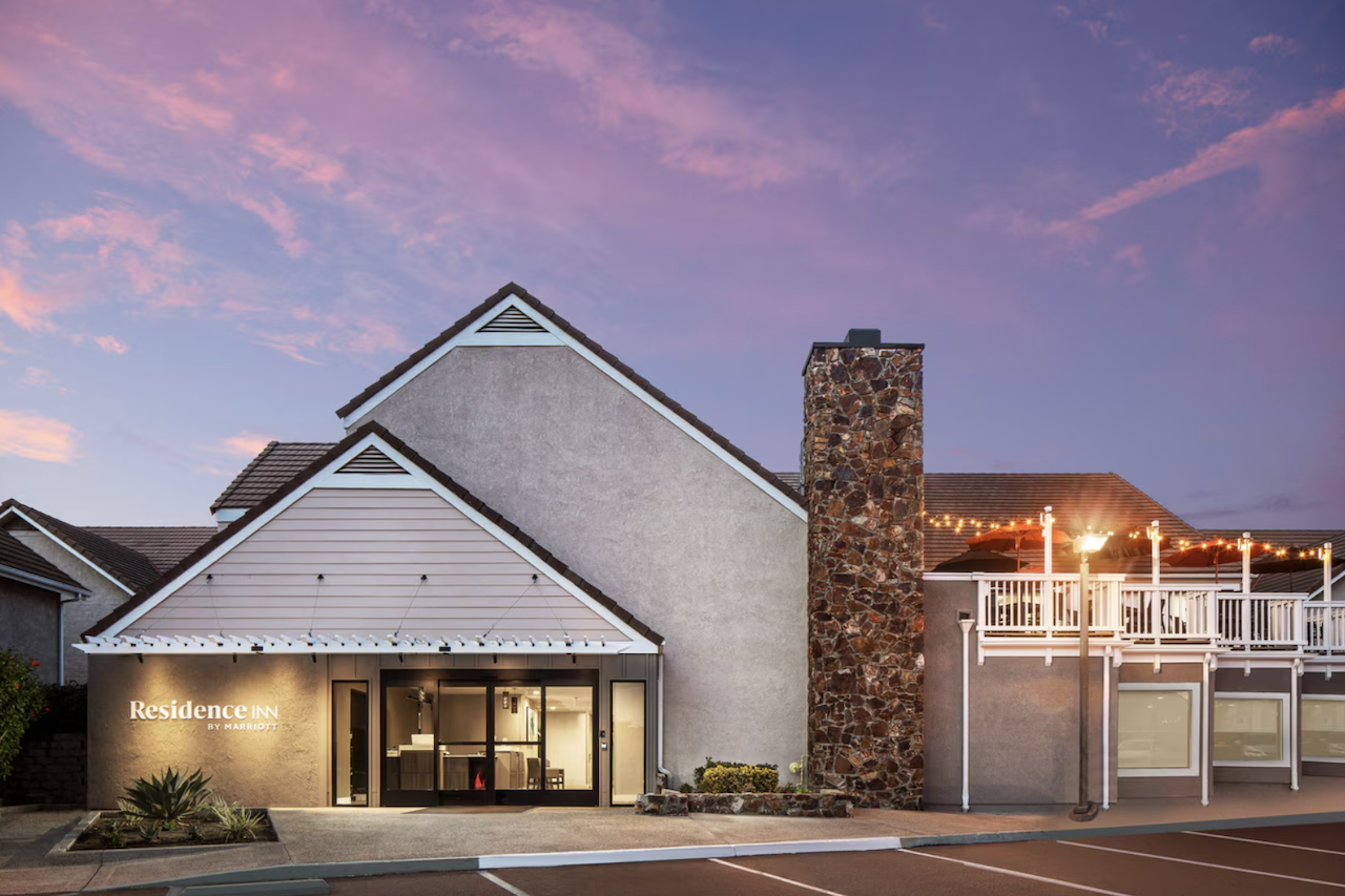 Residence Inn La Jolla Enhances In-Room Entertainment with Samsung Hospitality TVs